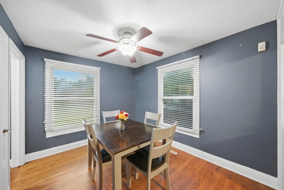 Photo of 525 Sunset Drive
