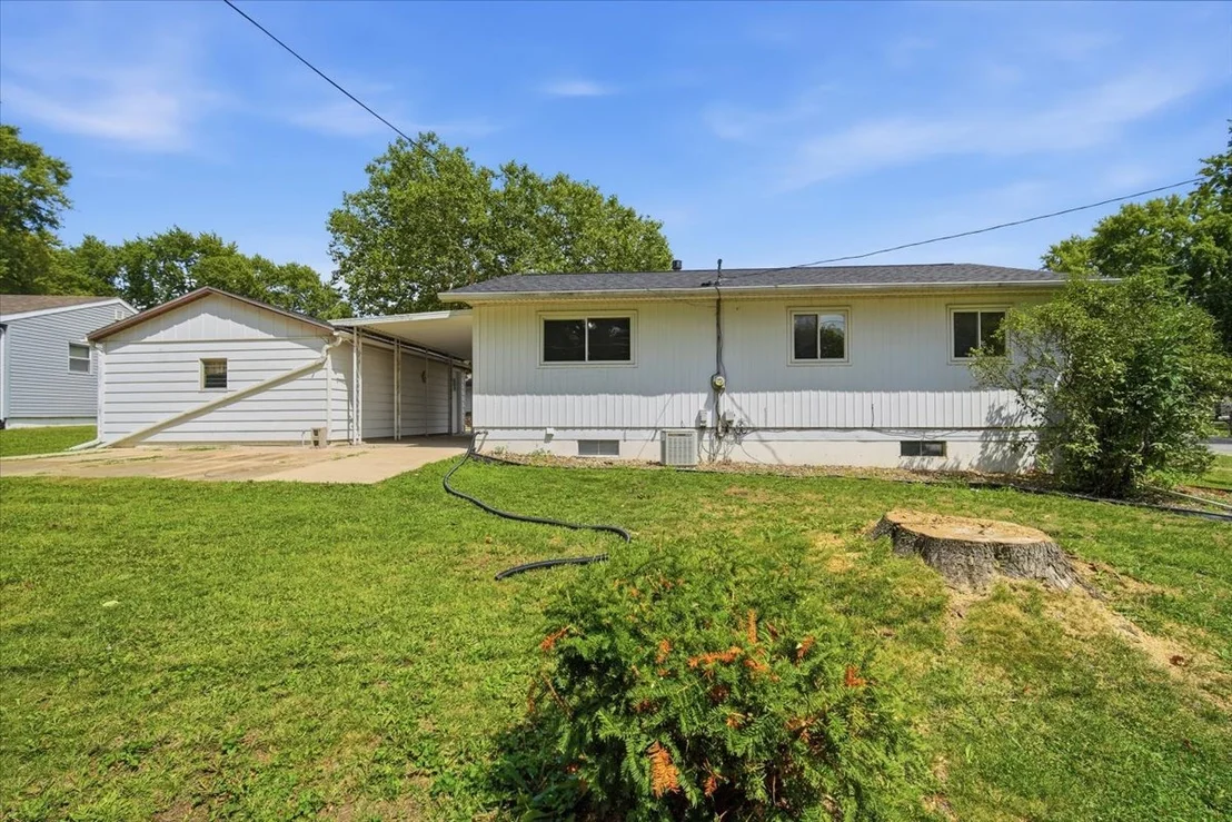 Photo of 1302 Pinehurst Drive