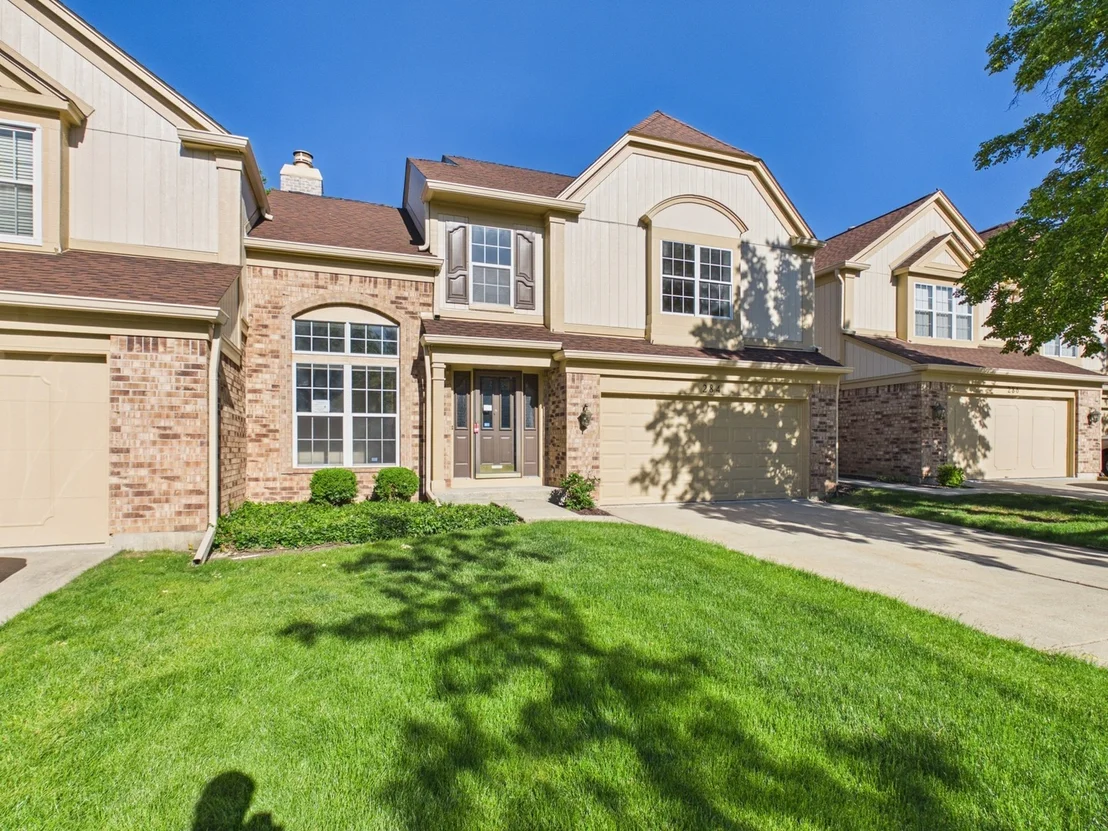 Photo of 284 Lorraine Circle