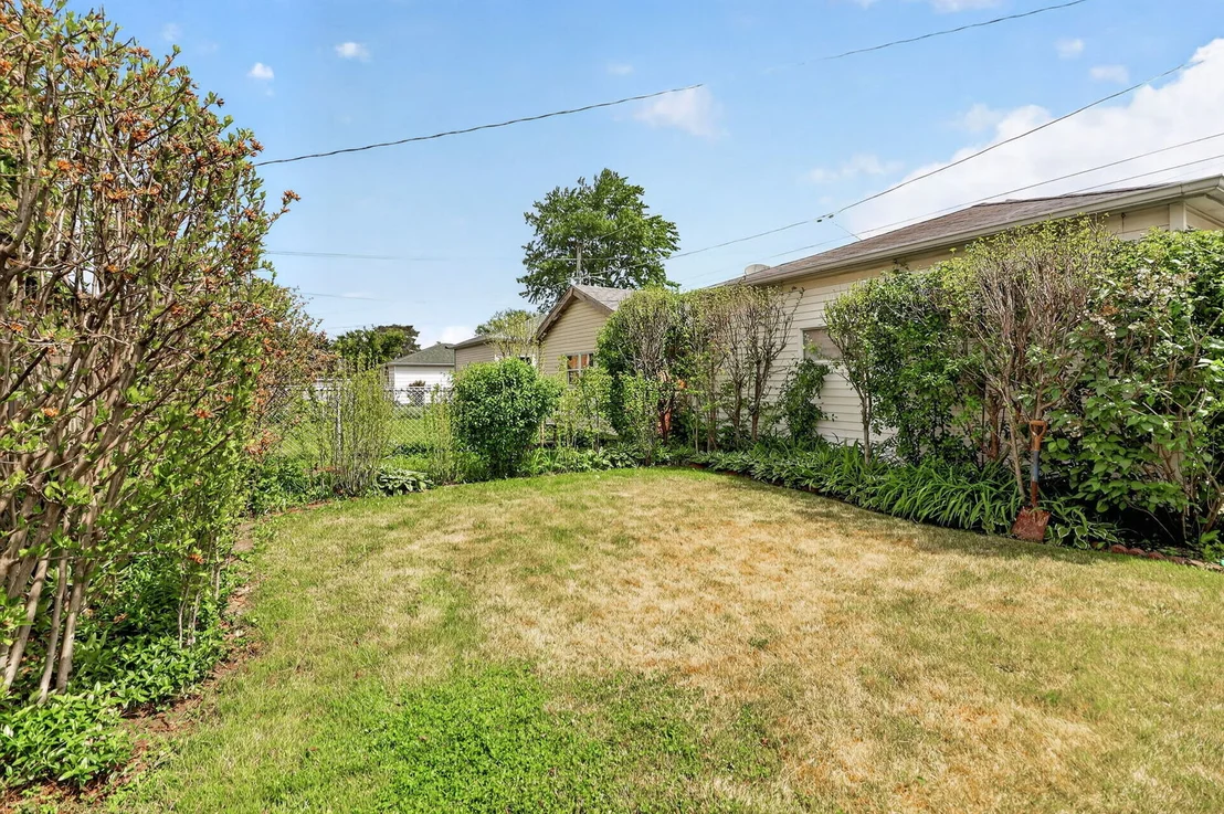 Photo of 2213 Park Avenue