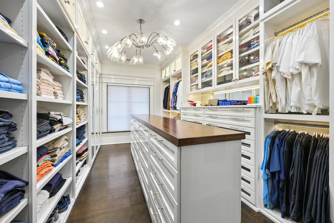Photo of 595 Circle Lane
