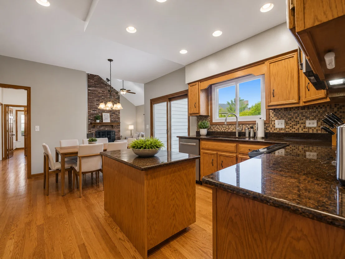 Photo of 2541 Cheshire Drive