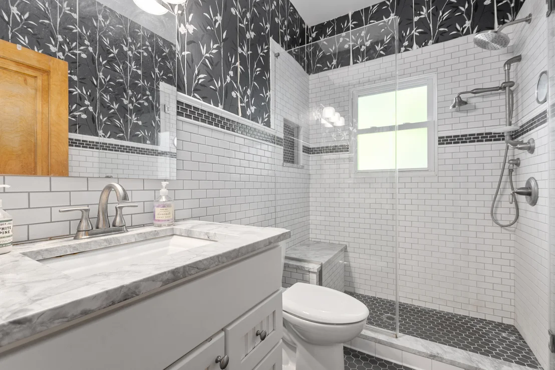 Photo of 1146 Douglas Avenue