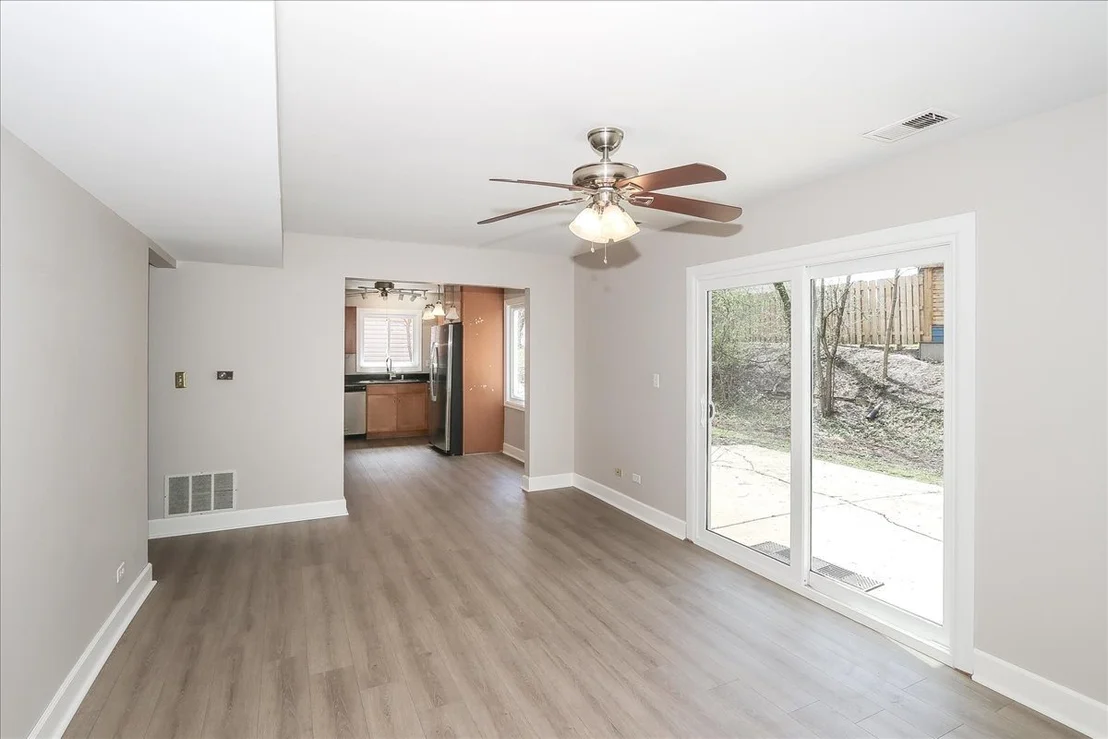 Photo of 4990 Lichfield Drive