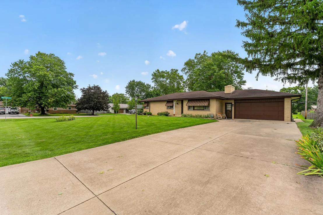 Photo of 3300 Pinecrest Drive