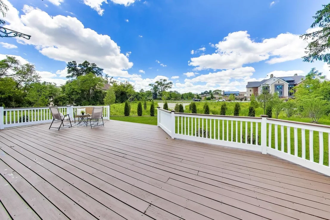 Photo of 2074 Greenview Road