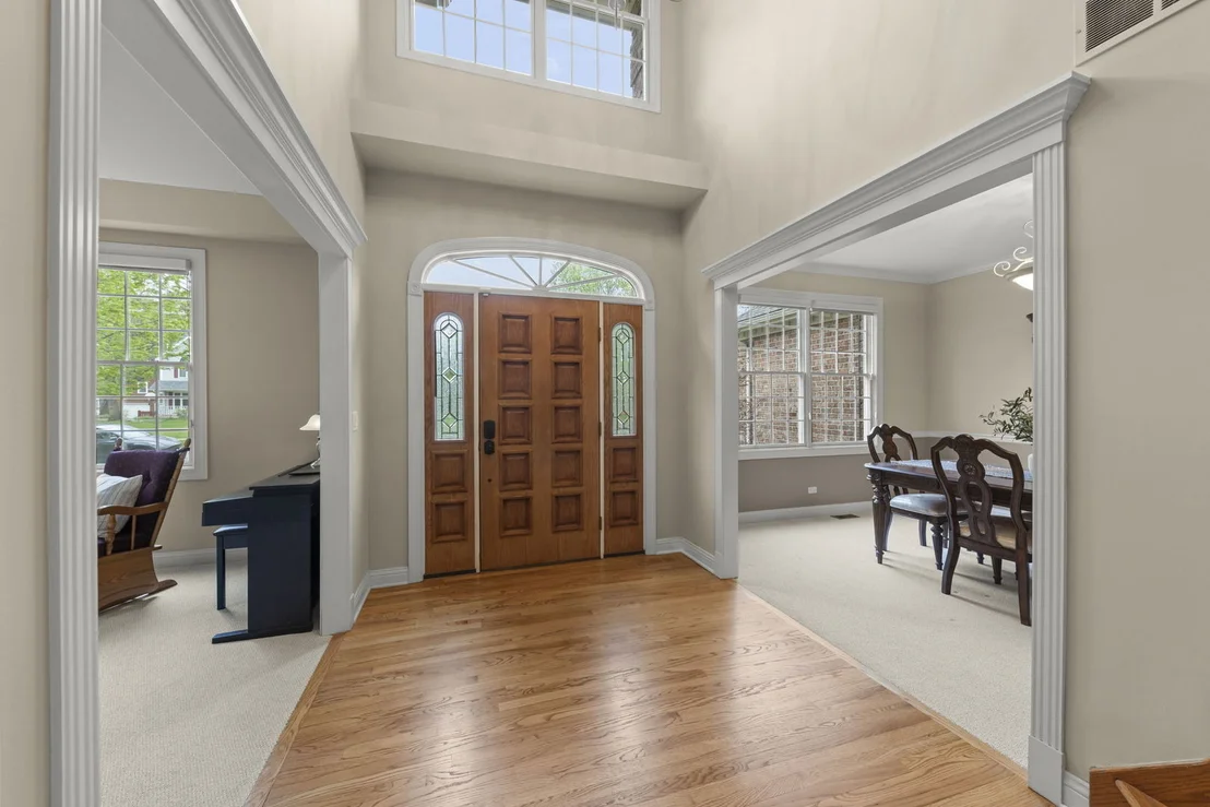 Photo of 1570 Orchard Road