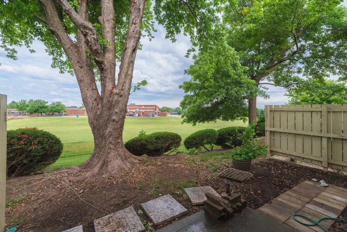 Photo of Unit B at 1530 Hunt Drive