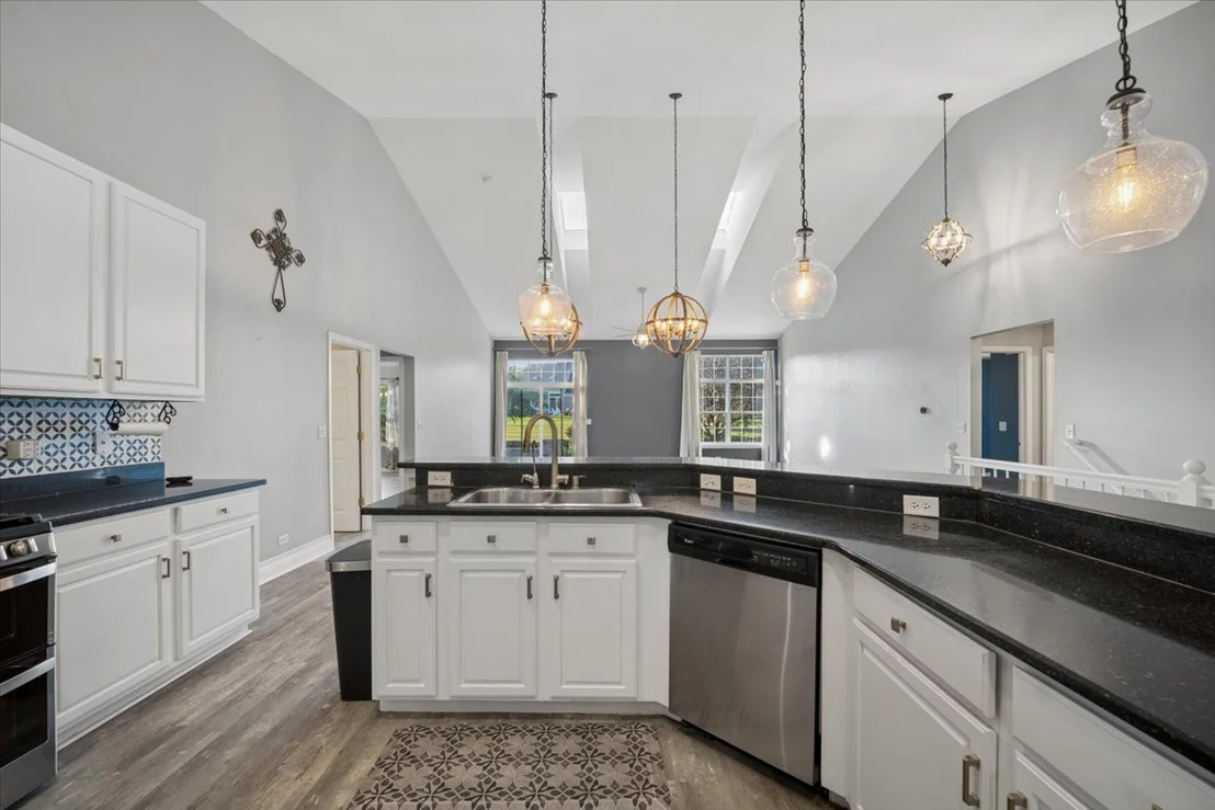 Photo of 332 Red Rock Lane