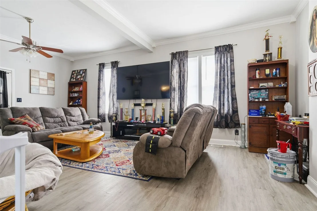 Photo of 1101 Bunn Street