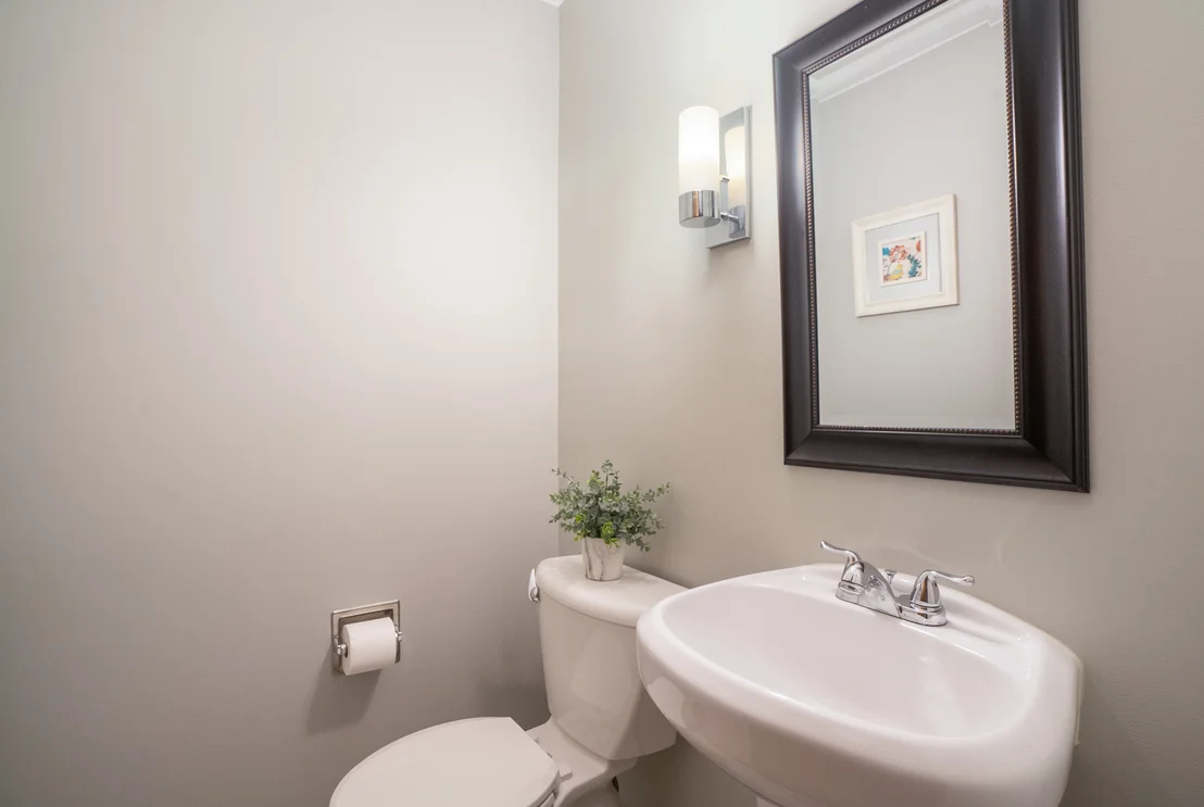 Photo of 1107 VALLEY Lane