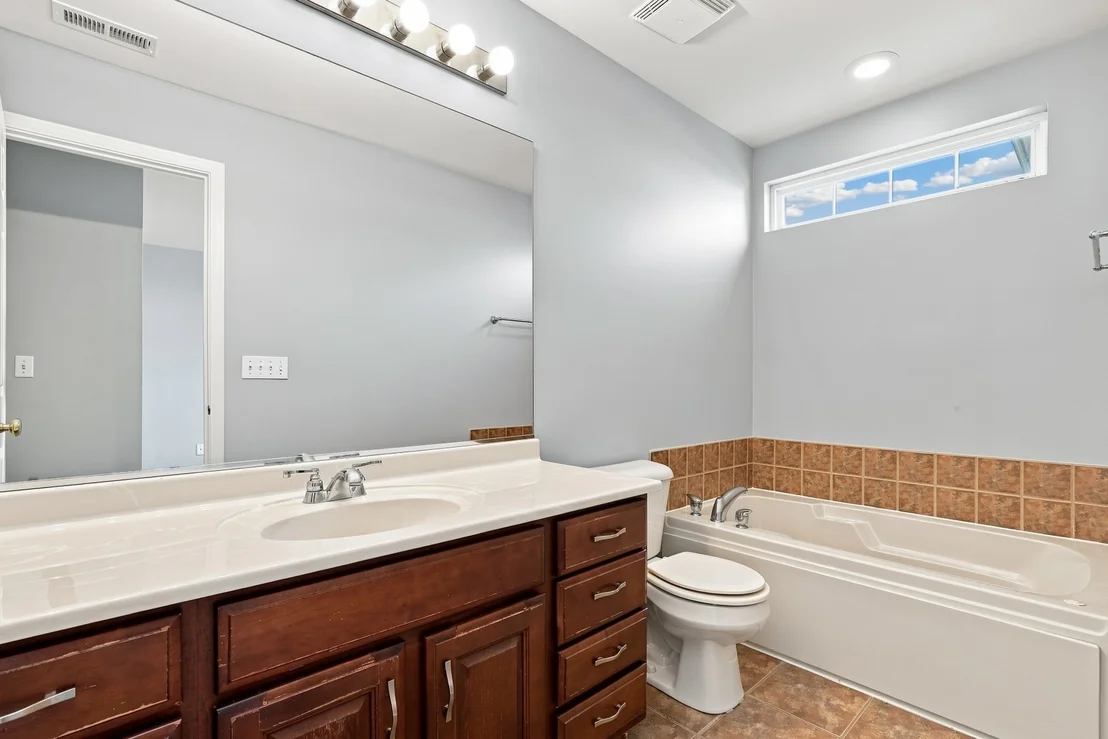 Photo of 17573 S Gilbert Drive