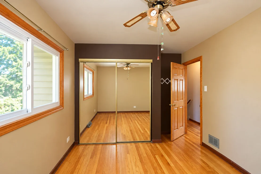 Photo of 984 Cuyahoga Drive