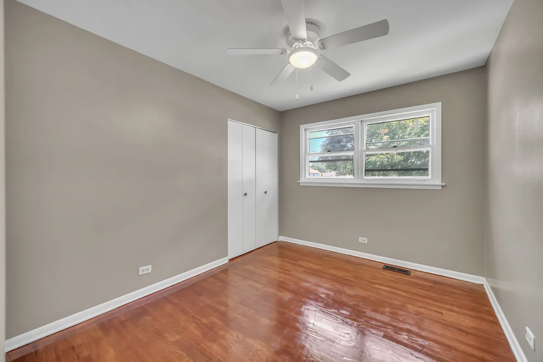 Photo of 10 N ADAMS Drive