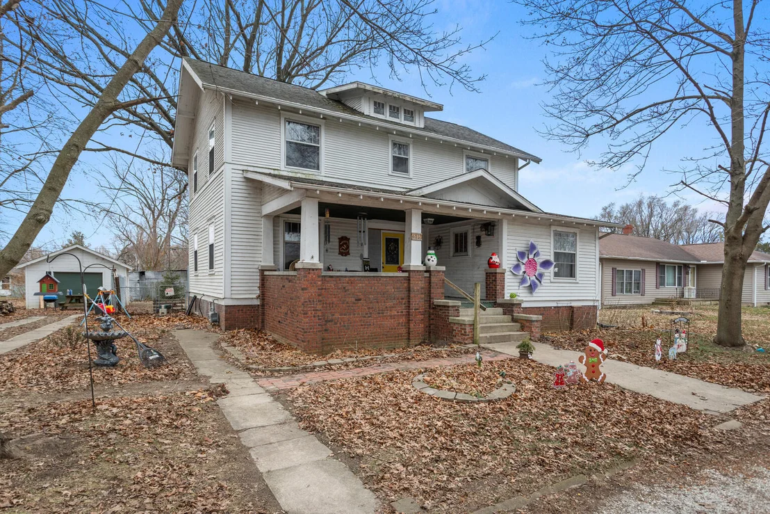 Photo of 615 High Street
