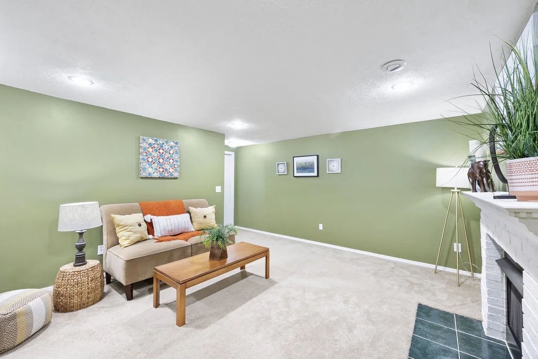 Photo of 400 Stanhope Lane