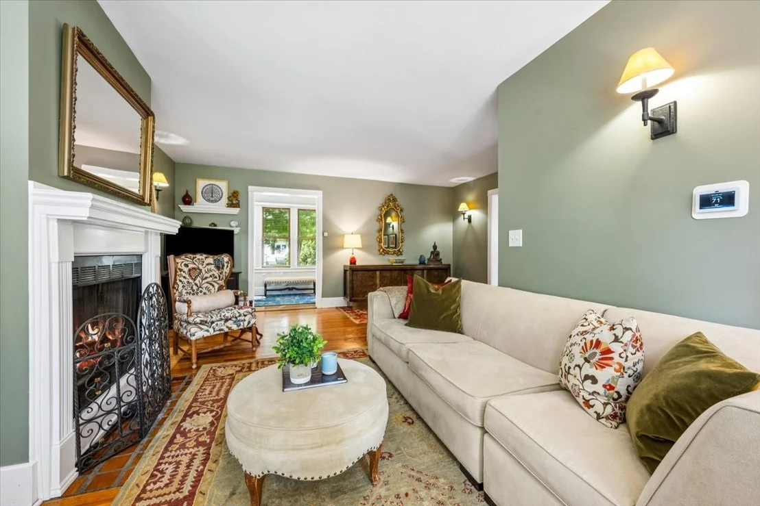 Photo of 1412 Leonard Place
