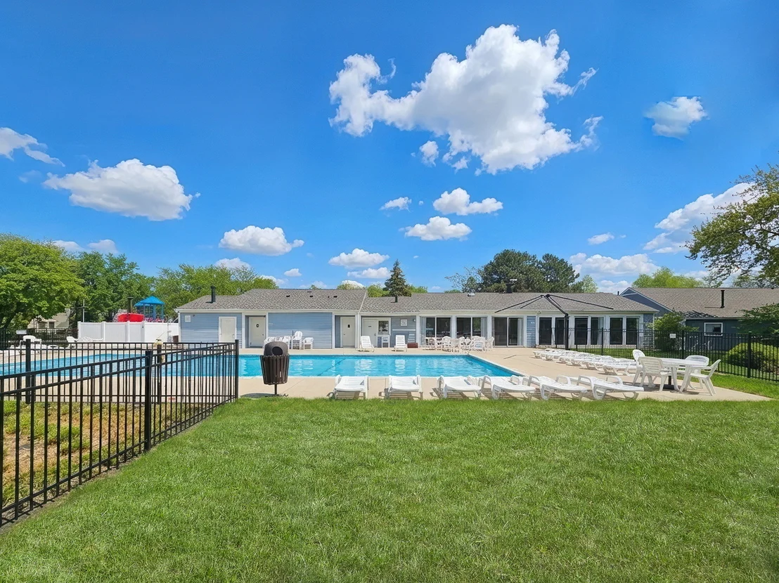 Photo of Unit 4C at 751 Dover Place