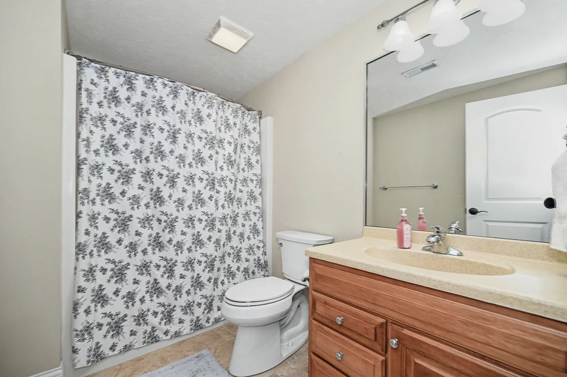 Photo of 18 Stonebrook Court