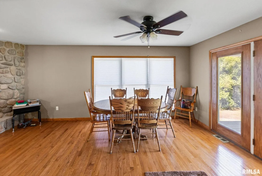 Photo of 520 DEERFIELD Road