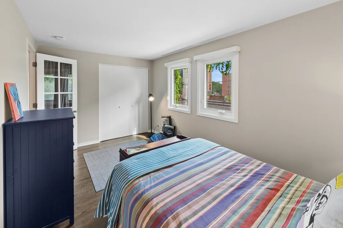 Photo of Unit E2 at 1889 Maple Avenue