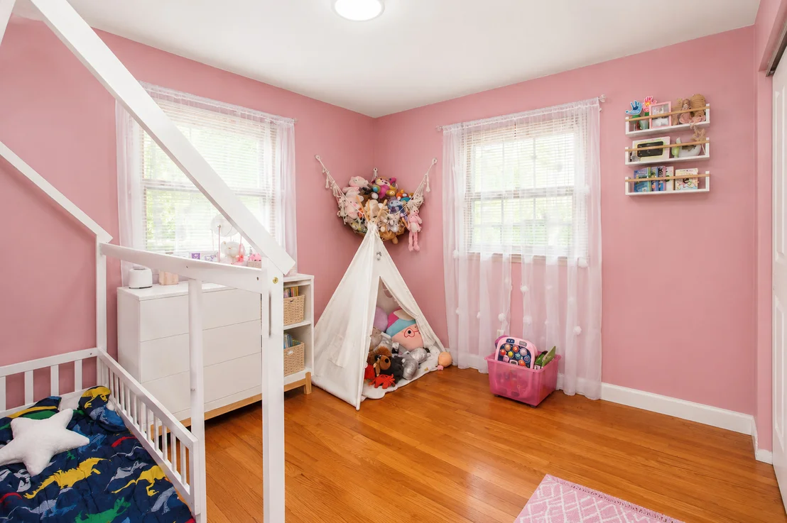 Photo of 1114 S Birch Drive
