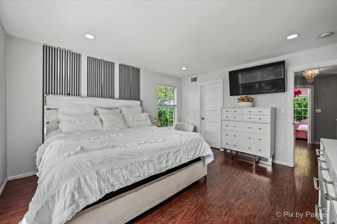 Photo of 512 Littleton Trail