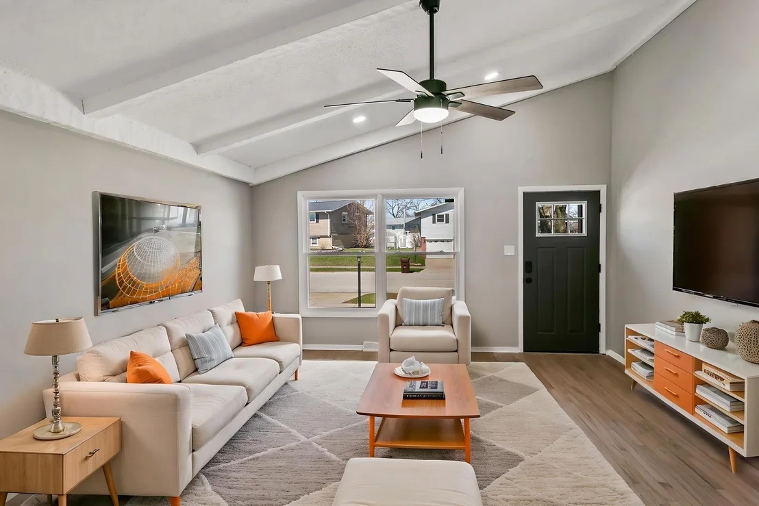 Photo of 6151 Victoria Drive