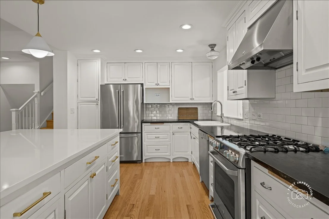 Photo of 1009 Douglas Avenue
