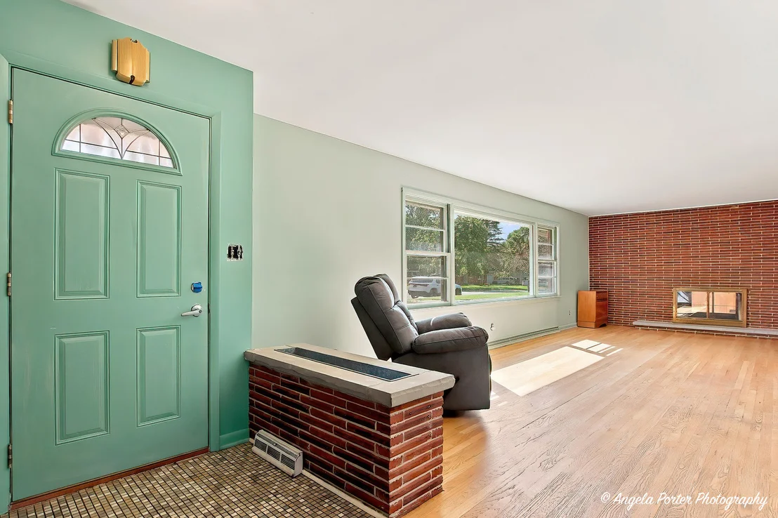 Photo of 315 N Timothy Lane