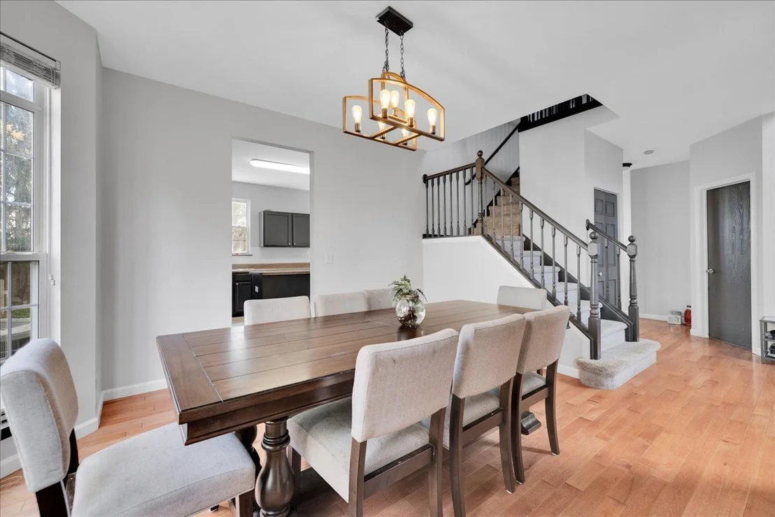 Photo of 974 Audubon Lane