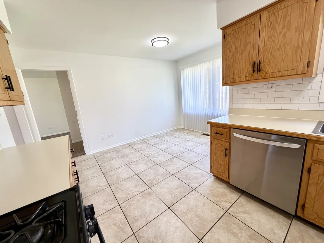 Photo of 2337 Golfview Drive