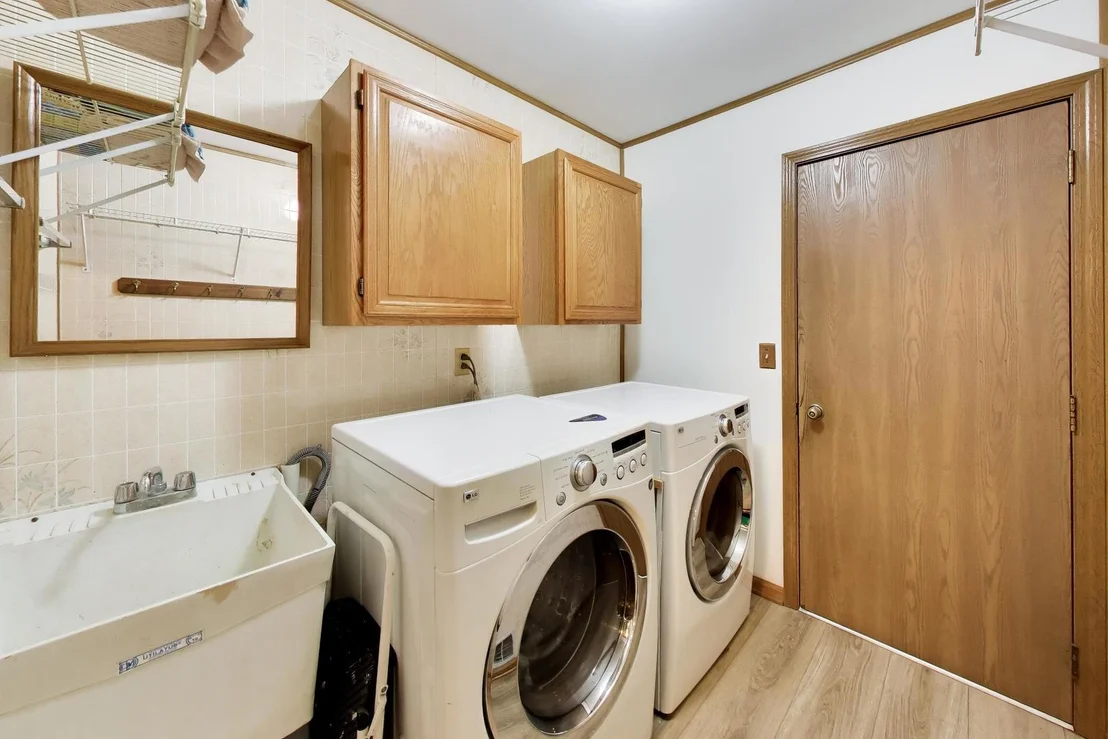 Photo of 745 Newberry Drive