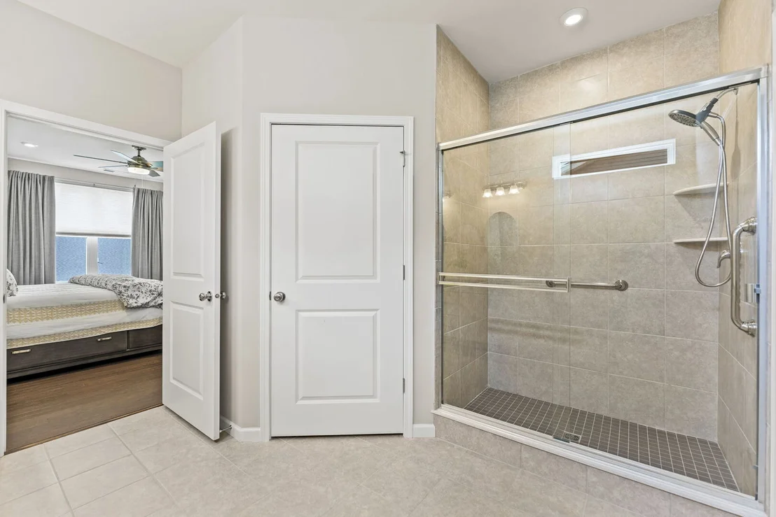 Photo of 1S056 Rhoads Way