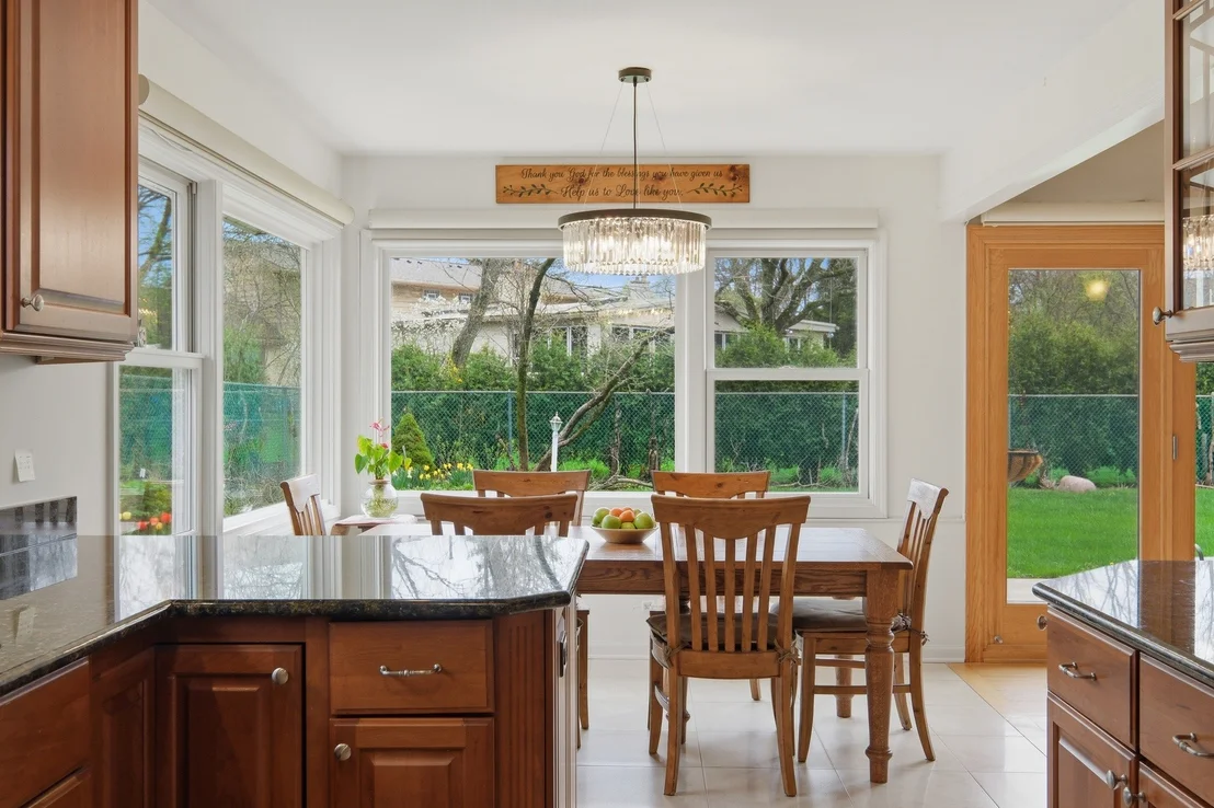Photo of 955 Summit Drive
