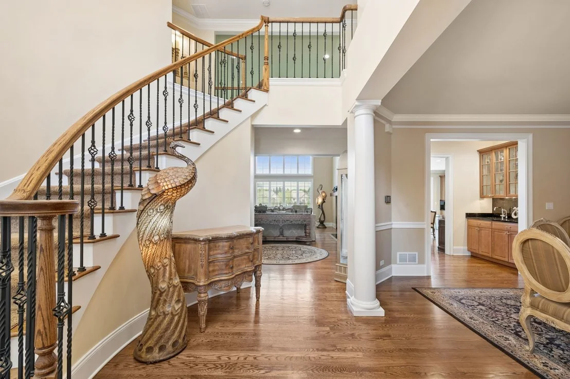 Photo of 1029 Ridgeview Drive