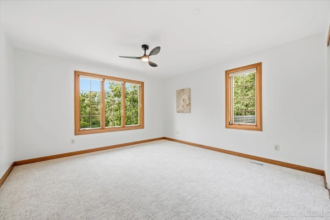 Photo of 3663 Wolf Road