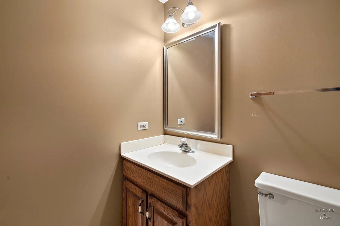 Photo of 2176 Jordan Lane