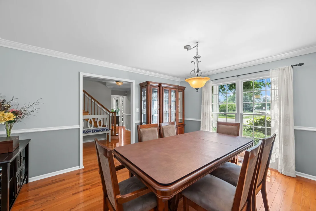 Photo of 530 PINECROFT Drive