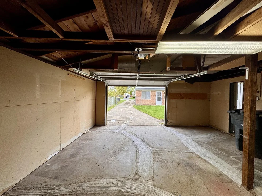 Photo of 17318 Walter Street