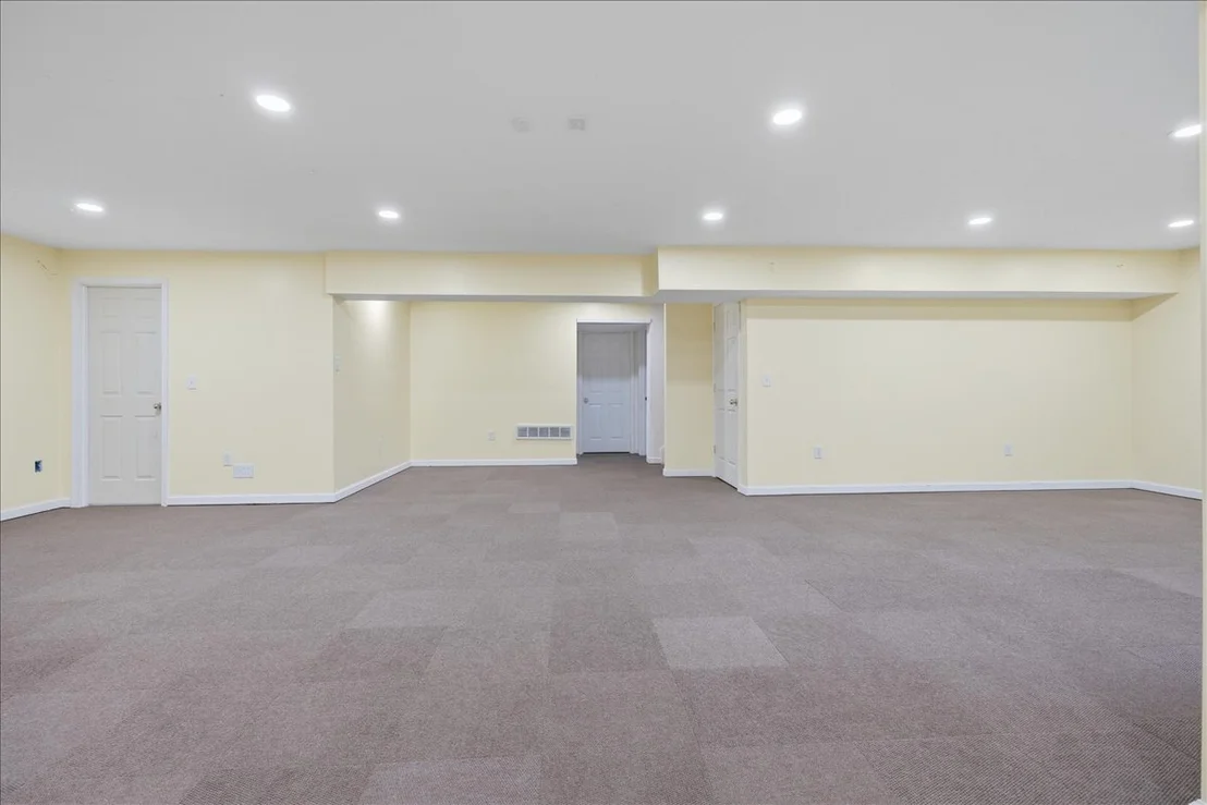 Photo of 409 Whispering Pines Cc Lane
