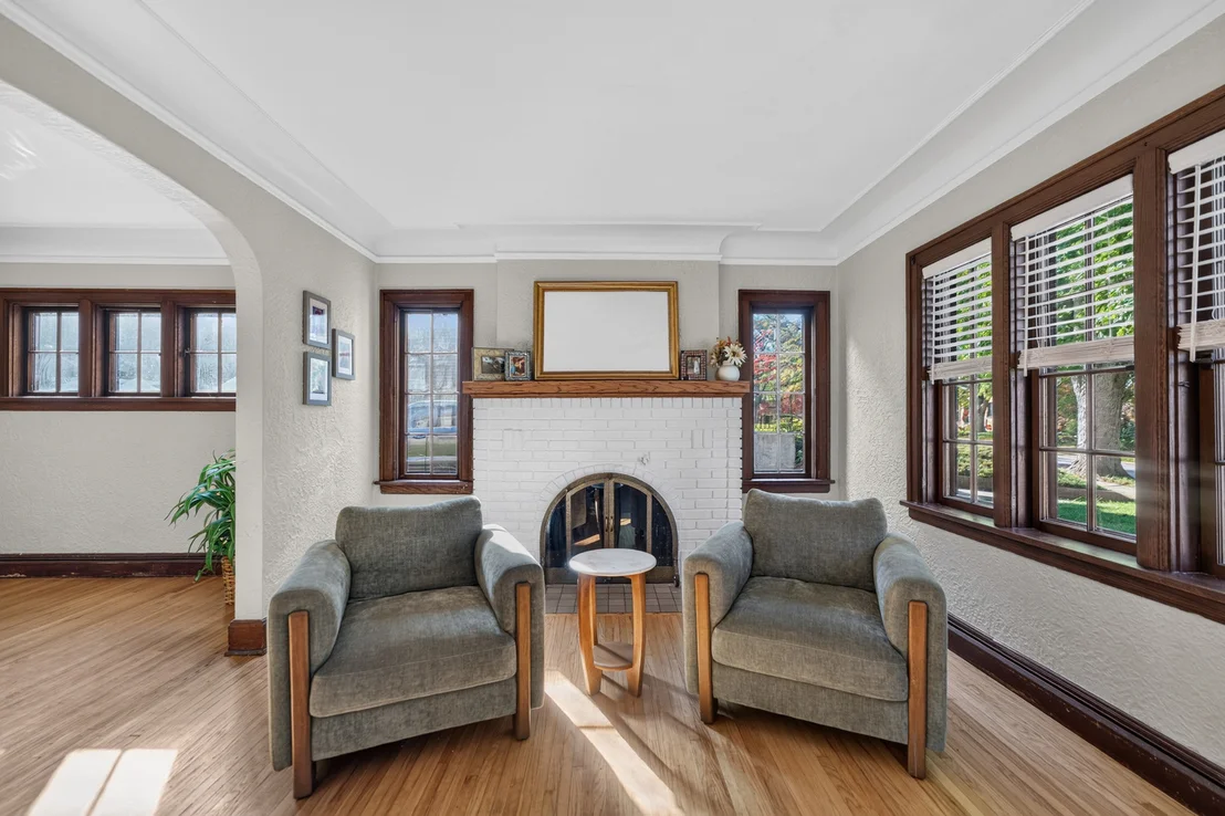 Photo of 623 Robert Avenue