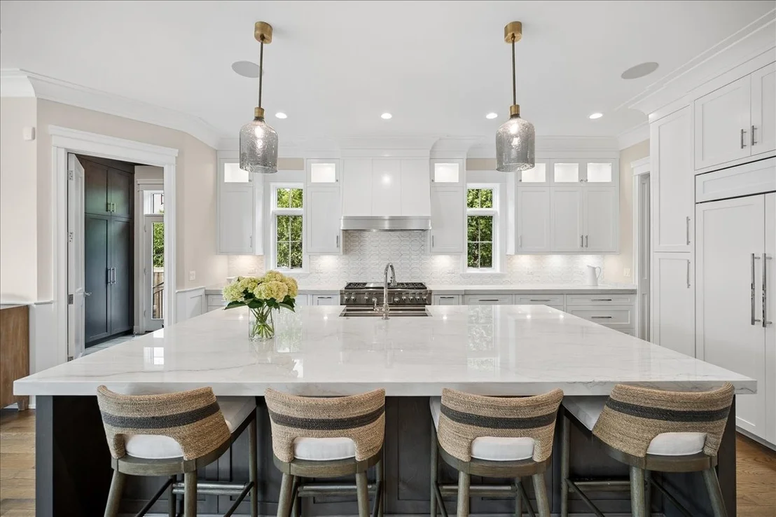Photo of 1121 Forest Avenue