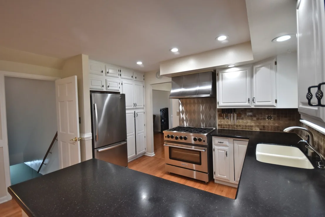Photo of 6N264 Weber Drive