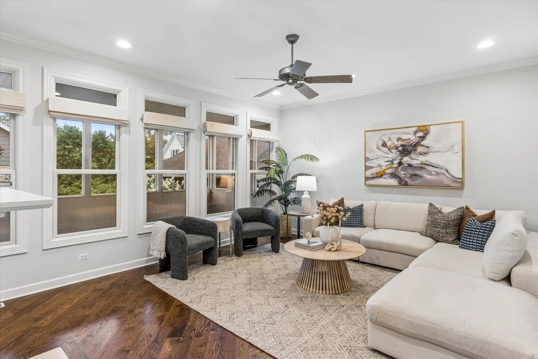 Photo of 116 W Jefferson Avenue