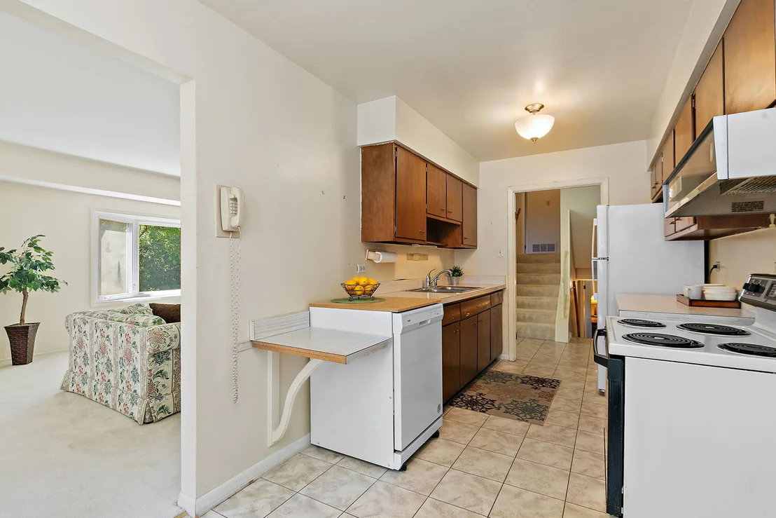 Photo of 1150 Glen Lane