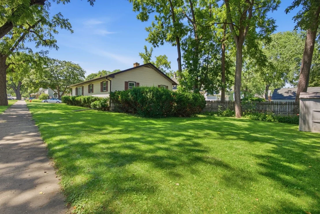 Photo of 1003 BELLEVUE Avenue