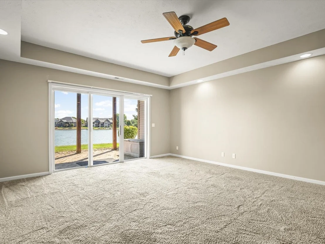 Photo of Unit 0 at 3729 Lakeview Drive