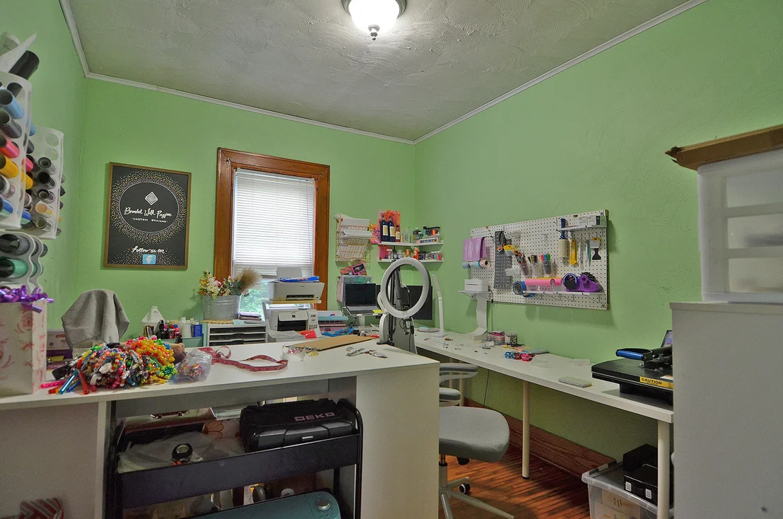 Photo of 815 Bratton Avenue