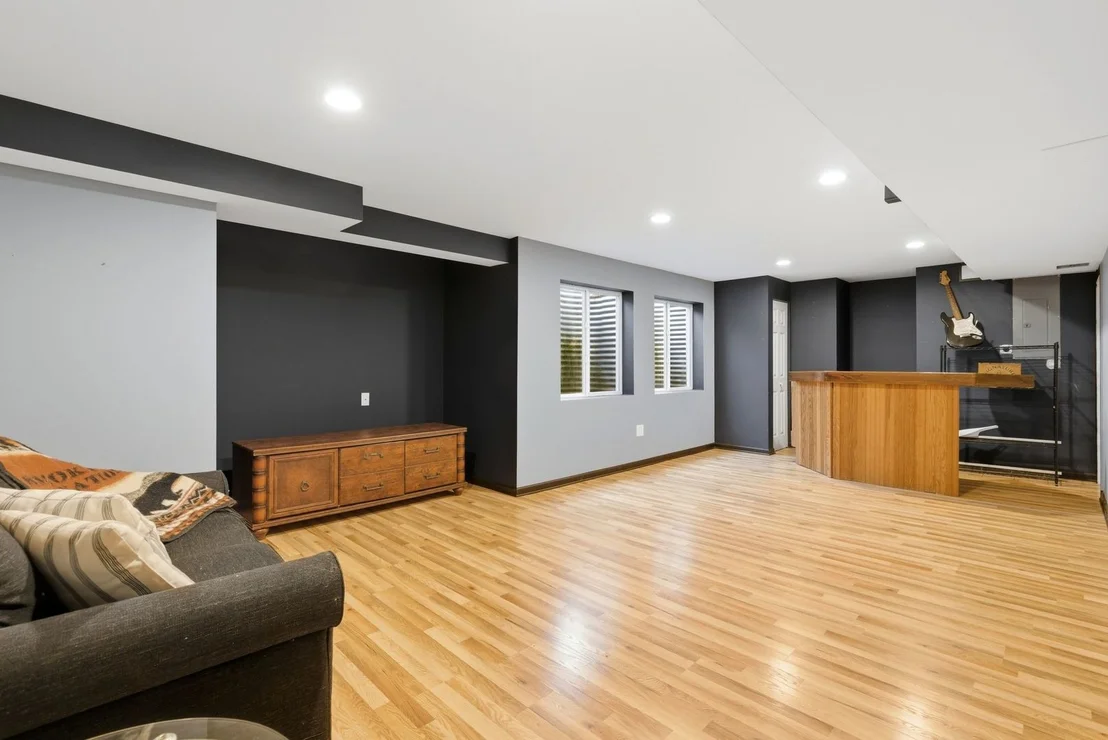 Photo of 2932 Shetland Lane